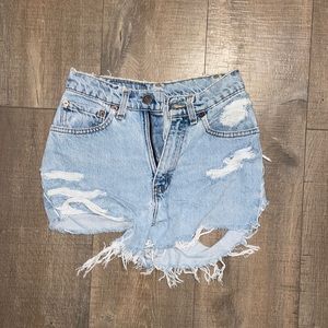 levi shorts